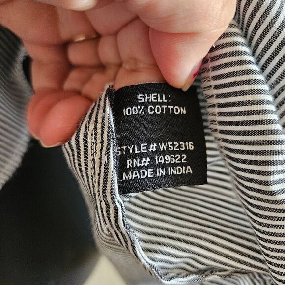 Walter Baker Steph Ruffle Sleeve Blouse - Picture 5 of 9